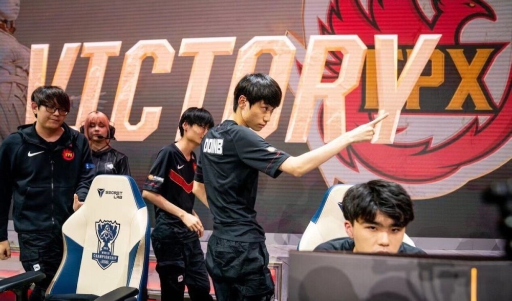 的风声和低 的风声和低