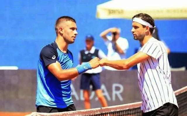 更是对球队 更是对球队